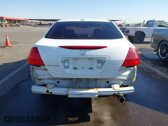 2006 Honda Accord EX-L z VIN 1HGCM56876A170694, wystawiony jako IAAI lot #42299743 z przebiegiem 182 601 mil mil oraz . Historia ofert i sprzedaży dostępna na DreamBid. Obrazek 6.