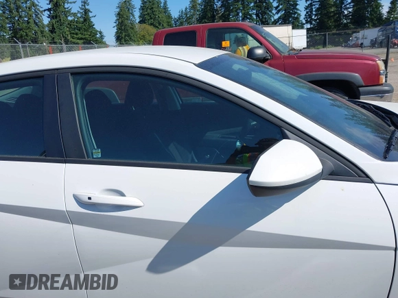 2024 Hyundai Elantra SEL with VIN KMHLM4DG4RU694158, listed as a IAAI auction lot 42451607 with 6,471 mi miles and . Bid and sale history available at DreamBid. Image 14.