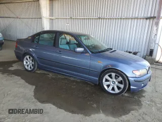 2002 BMW 3 Series 325i with VIN WBAEV33462KL78187, listed as a Copart auction lot 43012705 with 165,262 mi miles and Clean Title. Bid and sale history available at carsss.com. Image 4.