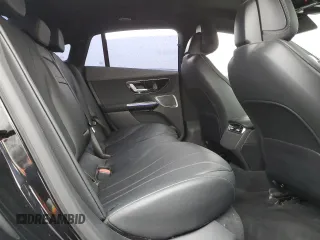 2023 Mercedes-Benz EQE 350+ z VIN W1KEG2BB8PF014575, wystawiony jako Copart lot #86171624 z przebiegiem 15 189 mil mil oraz Szkoda całkowita • Salvage title. Historia ofert i sprzedaży dostępna na DreamBid. Obrazek 10.
