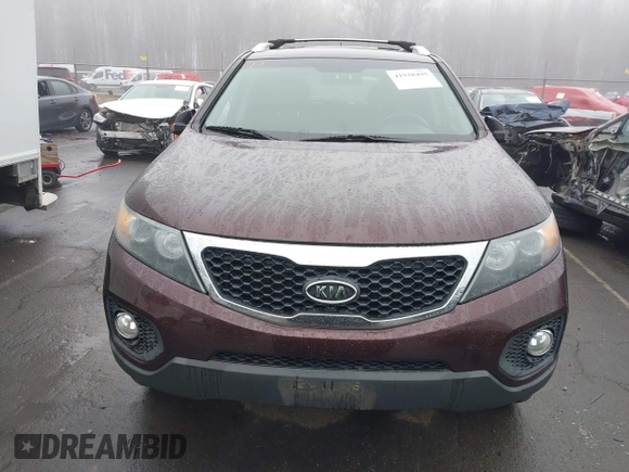 2012 Kia Sorento EX with VIN 5XYKUCA66CG254716, listed as a IAAI auction lot 41928495 with 143,938 mi miles. Bid and sale history available at carsss.com. Image 6.