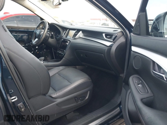 2019 Infiniti QX50 Essential z VIN 3PCAJ5M39KF115915, wystawiony jako IAAI lot #42062950 z przebiegiem 45 060 mil mil oraz . Historia ofert i sprzedaży dostępna na DreamBid. Obrazek 5.