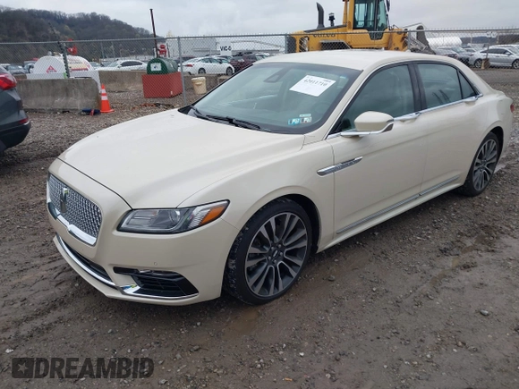 2018 Lincoln Continental Reserve with VIN 1LN6L9NP1J5609285, listed as a IAAI auction lot 42011710 with 57,158 mi miles and . Bid and sale history available at DreamBid. Image 17.