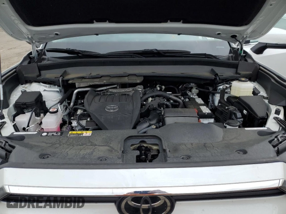 2024 Toyota Highlander XLE with VIN 5TDAAAB53RS064463, listed as a Copart auction lot 57293225 with 11,574 mi miles and Salvage title. Bid and sale history available at DreamBid. Image 12.