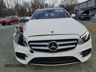 2019 Mercedes-Benz E 450 with VIN WDDZH6JB7KA683563, listed as a Copart auction lot 41882745 with 30,132 mi miles and Salvage Title. Bid and sale history available at DreamBid. Image 5.