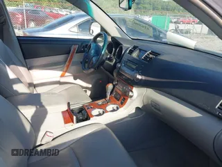 2010 Toyota Highlander Limited with VIN 5TDYK3EH2AS014056, listed as a IAAI auction lot 42639638 with 251,272 mi miles and . Bid and sale history available at DreamBid. Image 5.