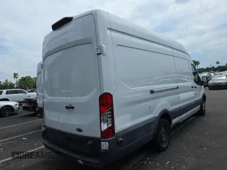 2018 Ford Transit с VIN 1FTYR3XG9JKA85925, выставлен на аукционе IAAI как лот 42786939 с пробегом 147 544 миль миль и . История ставок и продаж доступна на DreamBid. Изображение 5.