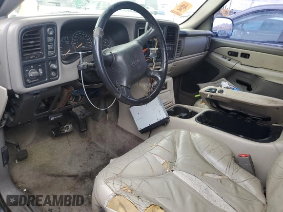 2002 GMC Yukon SLT with VIN 1GKEK13Z42J275369, listed as a Copart auction lot 71687544 with 0 mi miles and Salvage Title. Bid and sale history available at carsss.com. Image 8.