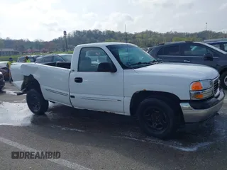2000 GMC New Sierra 1500 SL with VIN 1GTEC14VXYE124476, listed as a IAAI auction lot 41918838 with 184,796 mi miles. Bid and sale history available at carsss.com. Image 14.