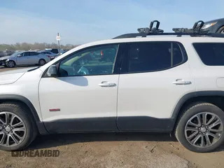 2017 GMC Acadia SLT z VIN 1GKKNVLS7HZ229453, wystawiony jako IAAI lot #42091669 z przebiegiem 137 292 mil mil oraz . Historia ofert i sprzedaży dostępna na DreamBid. Obrazek 14.
