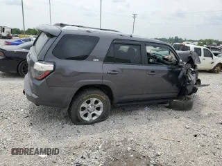 2018 Toyota 4Runner SR5 with VIN JTEBU5JR6J5573119, listed as a Copart auction lot 60320635 with 65,371 mi miles and Salvage title. Bid and sale history available at DreamBid. Image 3.