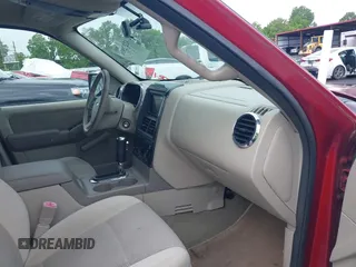 2006 Ford Explorer XLT z VIN 1FMEU63E96UB71315, wystawiony jako IAAI lot #42212974 z przebiegiem 223 088 mil mil oraz . Historia ofert i sprzedaży dostępna na DreamBid. Obrazek 5.