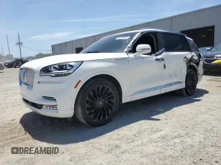 2021 Lincoln Aviator Reserve z VIN 5LM5J7XC8MGL15551, wystawiony jako Copart lot #58171925 z przebiegiem 69 216 mil mil oraz Szkoda całkowita • Salvage title. Historia ofert i sprzedaży dostępna na DreamBid. Obrazek 1.