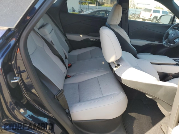 2024 Lexus RX with VIN 2T2BAMCA6RC070070, listed as a Copart auction lot 42631725 with 7,714 mi miles and Salvage Title. Bid and sale history available at carsss.com. Image 11.