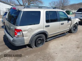 2004 Ford Explorer XLS z VIN 1FMZU72E14UC11599, wystawiony jako IAAI lot #41749597 z przebiegiem 82 805 mil mil oraz . Historia ofert i sprzedaży dostępna na DreamBid. Obrazek 4.