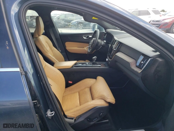 2021 Volvo XC60 Inscription with VIN YV4102RL1M1710910, listed as a Copart auction lot 63324272 with 0 mi miles. Bid and sale history available at carsss.com. Image 5.