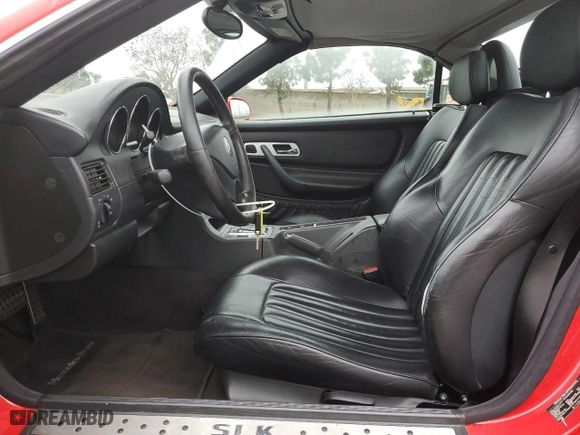 2004 Mercedes-Benz SLK-Class with VIN WDBKK49F94F307511, listed as a Copart auction lot 48995065 with 173,146 mi miles and Clean Title. Bid and sale history available at carsss.com. Image 7.