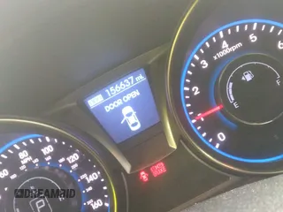 2013 Hyundai Genesis Coupe Premium z VIN KMHHT6KD5DU090317, wystawiony jako IAAI lot #42353888 z przebiegiem 156 637 mil mil oraz . Historia ofert i sprzedaży dostępna na DreamBid. Obrazek 7.