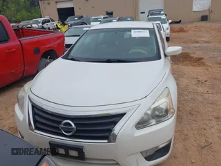 2013 Nissan Altima SV with VIN 1N4AL3AP8DN554166, listed as a IAAI auction lot 42008563 with 149,809 mi miles and . Bid and sale history available at carsss.com. Image 12.