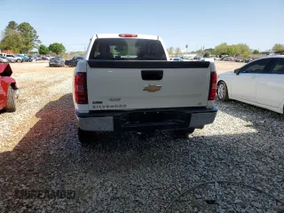 2010 Chevrolet Silverado 1500 LT with VIN 3GCRCSE03AG165766, listed as a Copart auction lot 52150475 with 132,253 mi miles and Salvage Title. Bid and sale history available at DreamBid. Image 6.
