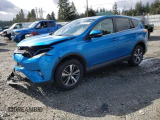 2018 Toyota RAV4 XLE with VIN 2T3RFREV3JW752934, listed as a Copart auction lot 48942015 with 74,182 mi miles and Salvage Title. Bid and sale history available at DreamBid. Image 1.