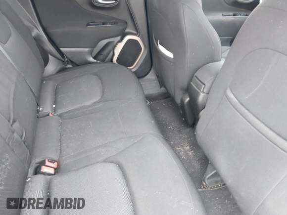 2017 Jeep Renegade Latitude with VIN ZACCJBBB4HPG10655, listed as a IAAI auction lot 41660630 with 118,072 mi miles. Bid and sale history available at carsss.com. Image 8.