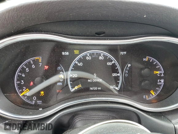 2021 Jeep Grand Cherokee Limited z VIN 1C4RJFBG0MC592389, wystawiony jako Copart lot #55819685 z przebiegiem 76 720 mil mil oraz Szkoda całkowita • Salvage title. Historia ofert i sprzedaży dostępna na DreamBid. Obrazek 9.