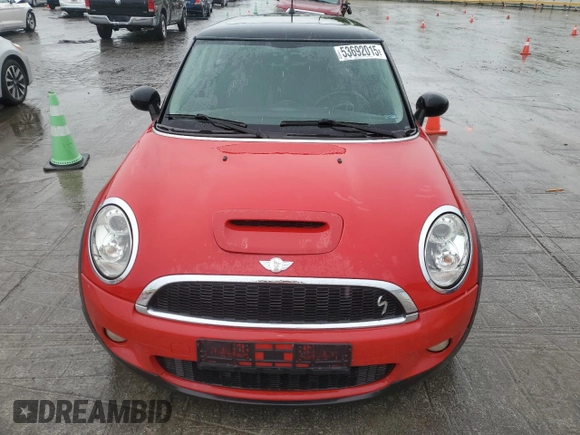 2010 MINI Hardtop S with VIN WMWMF7C50ATZ68936, listed as a Copart auction lot 53692015 with 122,195 mi miles and Salvage Title. Bid and sale history available at DreamBid. Image 5.