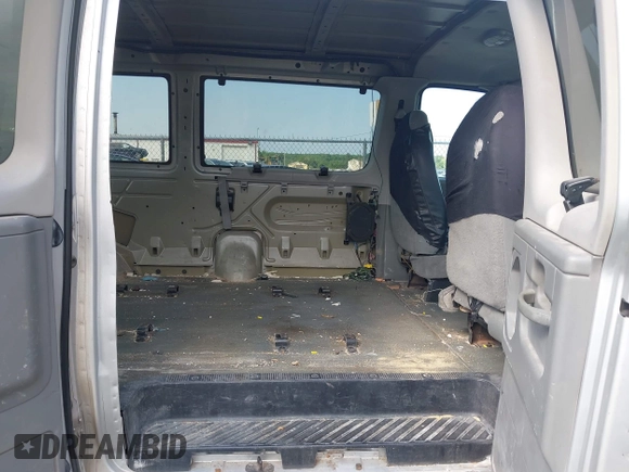 2007 Ford Econoline Passenger XL with VIN 1FBNE31L07DA62510, listed as a IAAI auction lot 42576856 with 231,376 mi miles and . Bid and sale history available at DreamBid. Image 8.