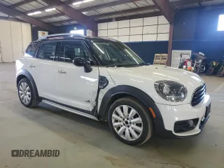2019 MINI Countryman Cooper with VIN WMZYV5C54K3F58009, listed as a Copart auction lot 53679575 with 104,735 mi miles and Salvage title. Bid and sale history available at DreamBid. Image 4.