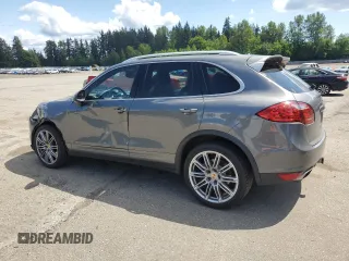 2014 Porsche Cayenne z VIN WP1AA2A25ELA95155, wystawiony jako Copart lot #58246865 z przebiegiem 181 971 mil mil oraz Szkoda całkowita • Salvage title. Historia ofert i sprzedaży dostępna na DreamBid. Obrazek 2.