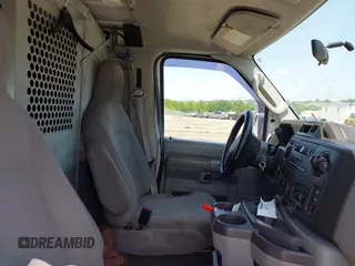 2014 Ford Econoline Cargo Commercial with VIN 1FTNE2EWXEDA81007, listed as a IAAI auction lot 42693549 with 117,457 mi miles and . Bid and sale history available at DreamBid. Image 5.