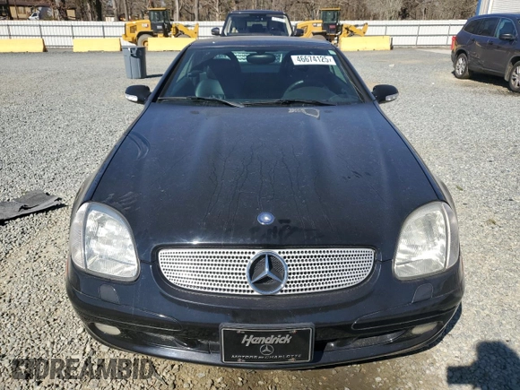 2004 Mercedes-Benz SLK-Class with VIN WDBKK65F74F304950, listed as a Copart auction lot 46674125 with 91,574 mi miles and Salvage Title. Bid and sale history available at carsss.com. Image 5.