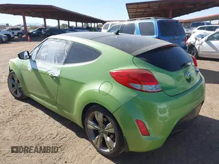 2012 Hyundai Veloster w/Gray Int z VIN KMHTC6AD5CU040673, wystawiony jako IAAI lot #41491429 z przebiegiem Nie podano mil oraz . Historia ofert i sprzedaży dostępna na DreamBid. Obrazek 3.