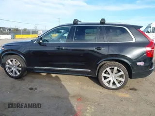 2017 Volvo XC90 Inscription with VIN YV4BC0PL3H1130745, listed as a IAAI auction lot 41627204 with 101,443 mi miles. Bid and sale history available at carsss.com. Image 14.