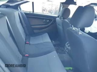 2014 Ford Police Interceptor z VIN 1FAHP2MK3EG124483, wystawiony jako IAAI lot #41018811 z przebiegiem 200 626 mil mil oraz . Historia ofert i sprzedaży dostępna na DreamBid. Obrazek 8.