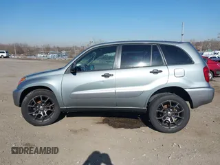 2005 Toyota RAV4 with VIN JTEHD20V150068910, listed as a IAAI auction lot 41832871 with 105,000 mi miles. Bid and sale history available at carsss.com. Image 13.
