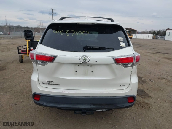 2014 Toyota Highlander XLE with VIN 5TDKKRFH0ES012481, listed as a IAAI auction lot 41687100 with 158,538 mi miles. Bid and sale history available at carsss.com. Image 16.