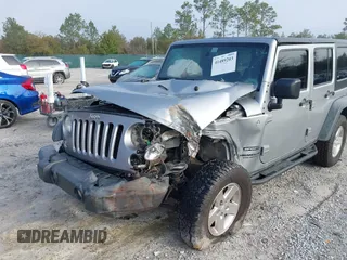 2014 Jeep Wrangler Unlimited Sport with VIN 1C4BJWDG8EL314792, listed as a IAAI auction lot 41489203 with 94,382 mi miles. Bid and sale history available at carsss.com. Image 6.