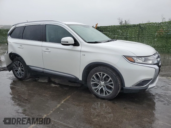 2016 Mitsubishi Outlander GT z VIN JA4JZ4AX5GZ010360, wystawiony jako Copart lot #59925454 z przebiegiem 134 175 mil mil oraz Szkoda całkowita • Salvage title. Historia ofert i sprzedaży dostępna na DreamBid. Obrazek 4.