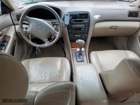 1998 Lexus ES 300 Luxury Sport Sdn with VIN JT8BF28GXW0107231, listed as a Copart auction lot 48043645 with 278,816 mi miles and Salvage Title. Bid and sale history available at carsss.com. Image 8.