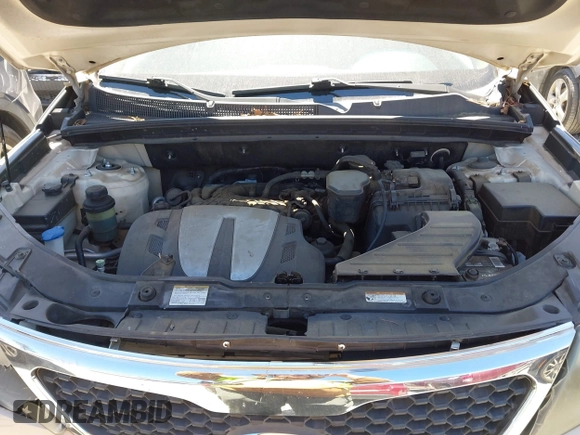2011 Kia Sorento EX with VIN 5XYKU4A27BG075490, listed as a IAAI auction lot 41853265 with 221,119 mi miles. Bid and sale history available at carsss.com. Image 10.