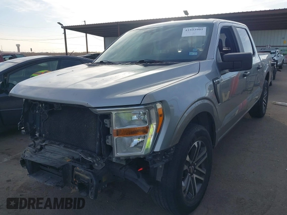 2021 Ford F-150 XL z VIN 1FTEW1CP1MFA69303, wystawiony jako IAAI lot #41593902 z przebiegiem 116 841 mil mil oraz . Historia ofert i sprzedaży dostępna na DreamBid. Obrazek 2.