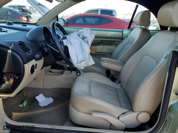 2008 Volkswagen New Beetle Convertible SE with VIN 3VWRG31Y18M406769, listed as a Copart auction lot 44470015 with 98,652 mi miles and Salvage Title. Bid and sale history available at carsss.com. Image 7.