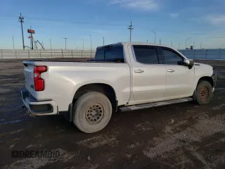 2020 Chevrolet Silverado 1500 High Country with VIN 1GCUYHEL3LZ228960, listed as a Copart auction lot 49485455 with 113,558 mi miles and Salvage Title. Bid and sale history available at carsss.com. Image 3.