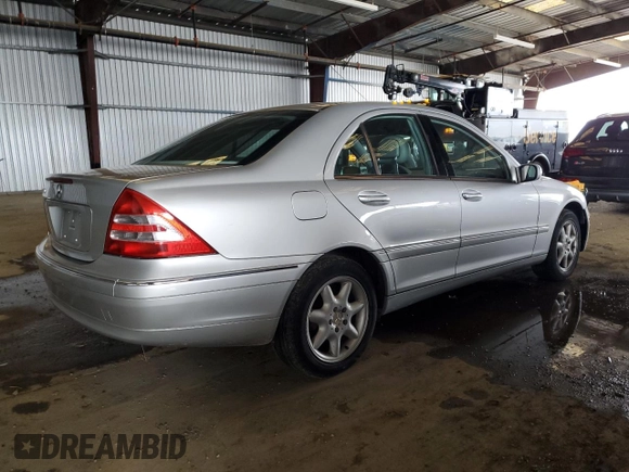 2003 Mercedes-Benz C 230/260/280/320 with VIN WDBRF64J93F383691, listed as a Copart auction lot 44383405 with 266,692 mi miles and Salvage Title. Bid and sale history available at DreamBid. Image 3.