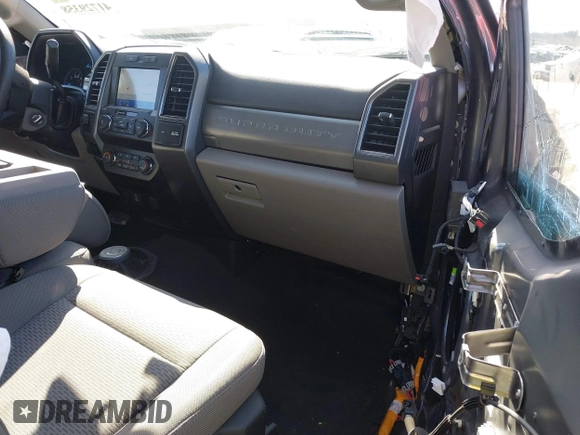 2021 Ford Super Duty F-250 SRW XL with VIN 1FT7W2BN5MEC89435, listed as a IAAI auction lot 41729358 with 40,397 mi miles. Bid and sale history available at carsss.com. Image 5.
