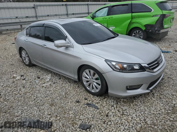 2013 Honda Accord Sdn EX-L with VIN 1HGCR2F84DA116170, listed as a Copart auction lot 72301833 with 148,514 mi miles and Salvage Title. Bid and sale history available at carsss.com. Image 4.