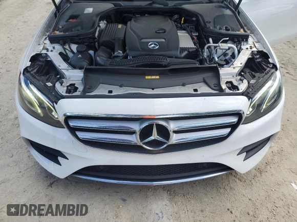 2017 Mercedes-Benz E 300 Luxury with VIN WDDZF4JB8HA150141, listed as a Copart auction lot 52560295 with 81,014 mi miles and Salvage Title. Bid and sale history available at DreamBid. Image 11.
