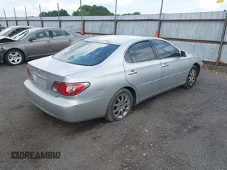 2002 Lexus ES 300 with VIN JTHBF30G920022893, listed as a IAAI auction lot 42470255 with 227,033 mi miles and . Bid and sale history available at DreamBid. Image 4.